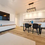 公寓 Baltic Light Jagiellonska By Oneapartments *